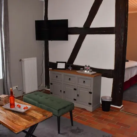 Gutshauszimmer Premium Doppel ホームステイ