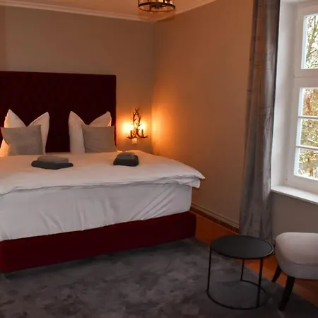 בית אירוח Gutshauszimmer Premium Doppel Neu Gaarz